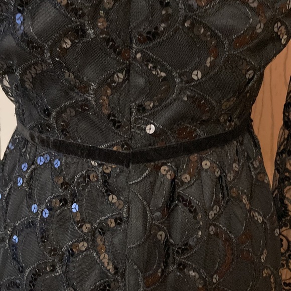 Girls Large dress - Picture 11 of 14